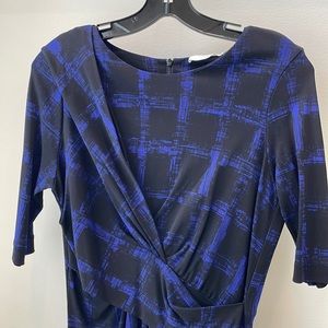 NWT Hugo Boss Beautiful Blue/Black patterned faux wrap top sz 4/6